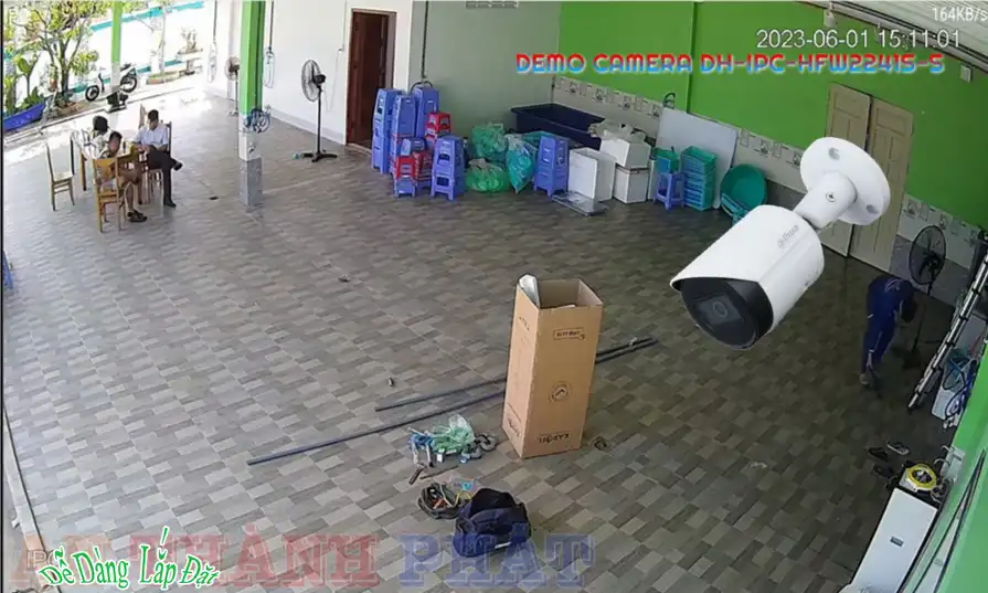  Camera quan sát  Dùng Bộ Lắp Đặt Camera Cho Cửa Hàng Xe Đạp