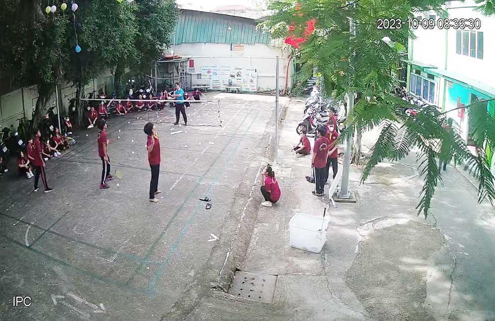 Hình Camera thực tế Chất Lượng Hình 2.0 MP FULL HD 1080P Sắc nét tiết kiệm chi phí của bộ Lắp Bộ Camera Giám Sát Cửa Hàng 1080P Sắc Nét sử dụng mã DS-2CE70DF3T-PF Hình Camera thực tế Chất Lượng Hình 2.0 MP FULL HD 1080P Sắc nét tiết kiệm chi phí của bộ Lắp Bộ Camera Giám Sát Cửa Hàng 1080P Sắc Nét sử dụng mã DS-2CE70DF3T-PF